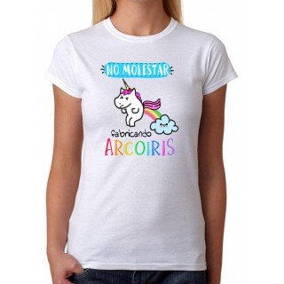 Camiseta No Molestar fabricando arcoiris. Mujer