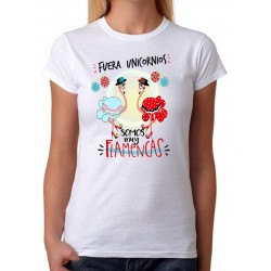 Camiseta Mujer Fuera Unicornios somos muy flamencas